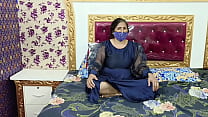 Pakistani Sexy Mature Step Mom Caught Masturbating By her Step Son